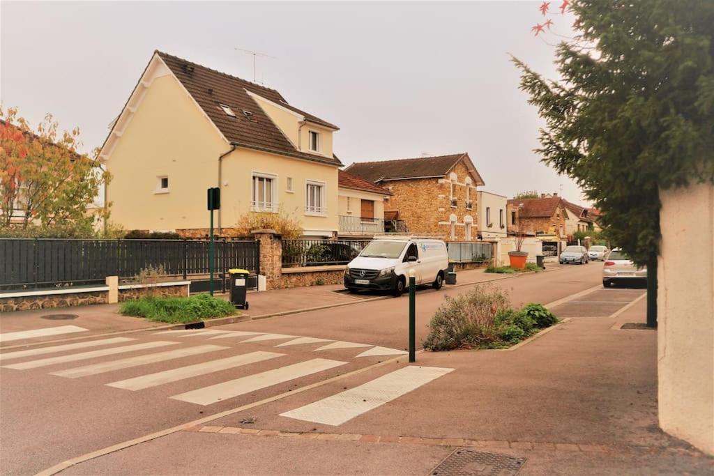 Appartement Duplex Proche Disney Et Paris Vaires-sur-Marne Eksteriør billede